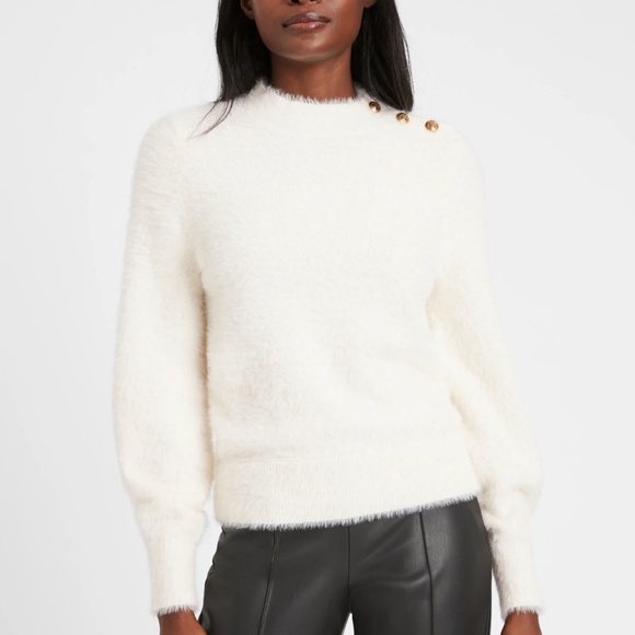Banana republic fuzzy sweater - Picture 7 of 7